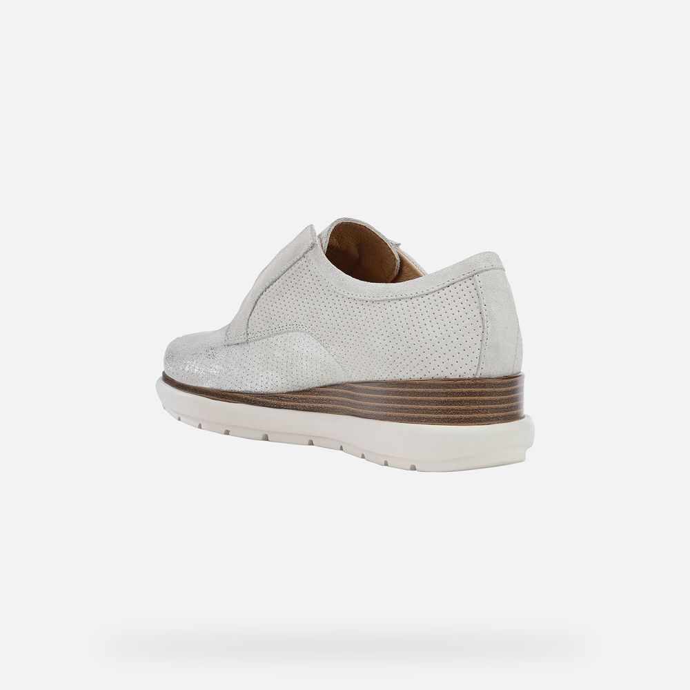 Geox Bayan Slip On Beyaz/Gümüş - Samuela - SMW-056798